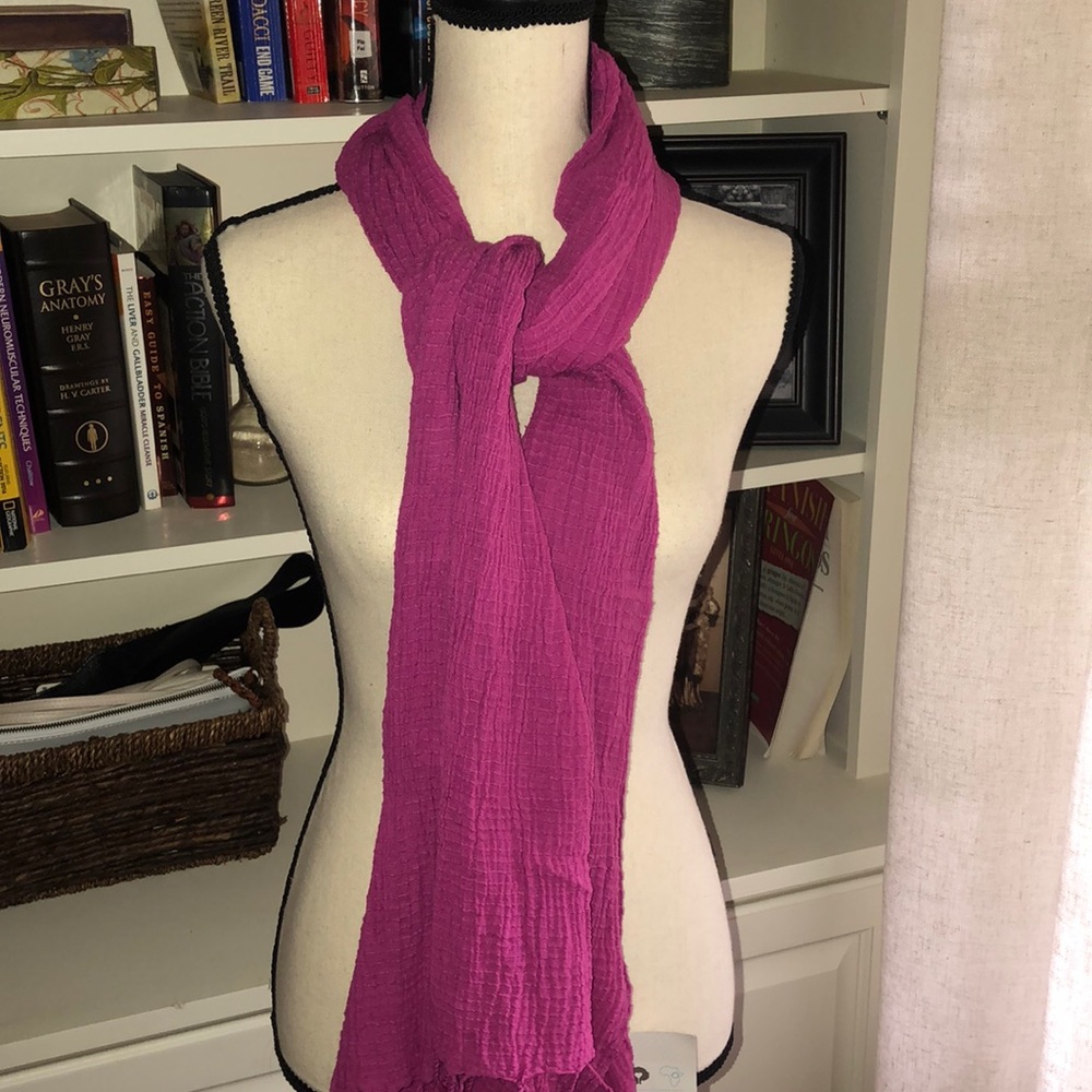 Scarf - Picture 2 of 6